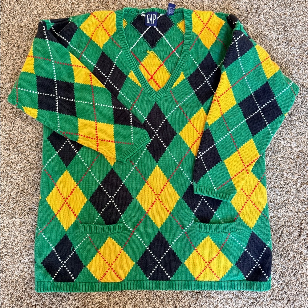 📚Vintage 90s Gap Argyle Sweater size medium. Green red black yellow.